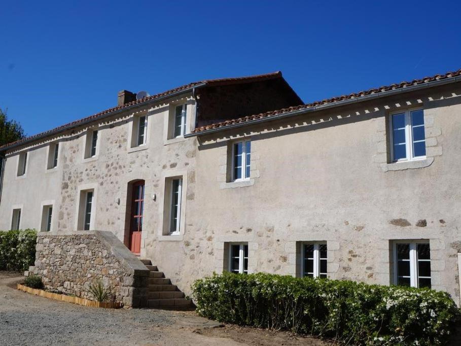 L'Escale du Bocage Piscine couverte chauffée La Flocellière Exterior foto